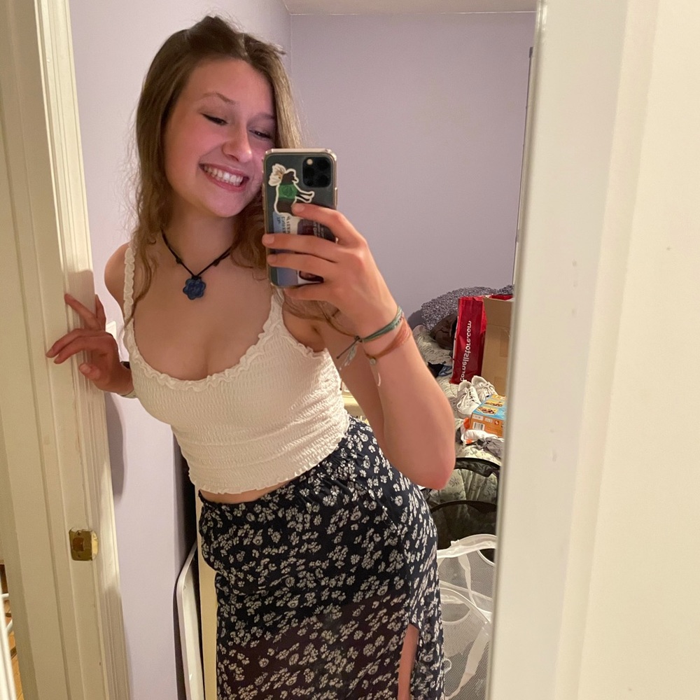 Meet your Posher, Sabrina